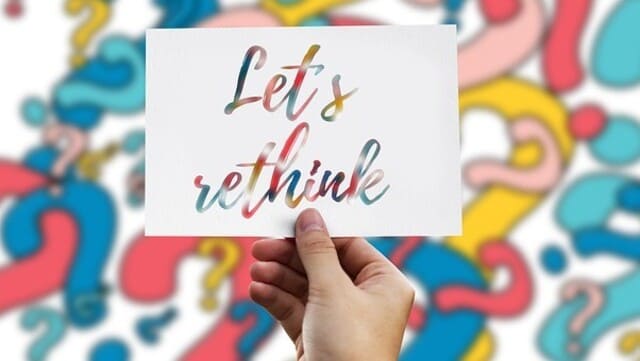 Giá mật ong nguyên chất bao nhiêu 1 lít? Bảng chuẩn 2025! 9 Chọn giá mật ong nguyên chất chuẩn trước khi mua