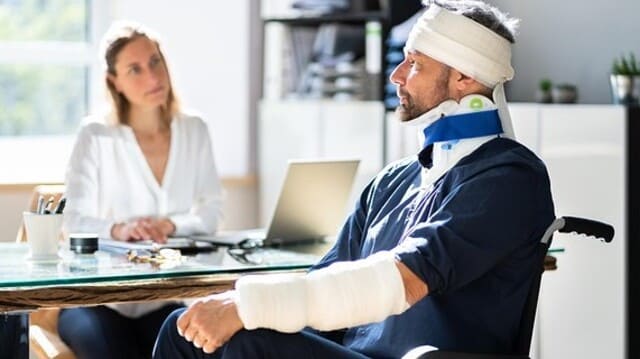 Top 20+ tác dụng của mật ong và mẹo dùng hiệu quả! 8 Tác dụng của mật ong trong hỗ trợ làm lanh vết thương