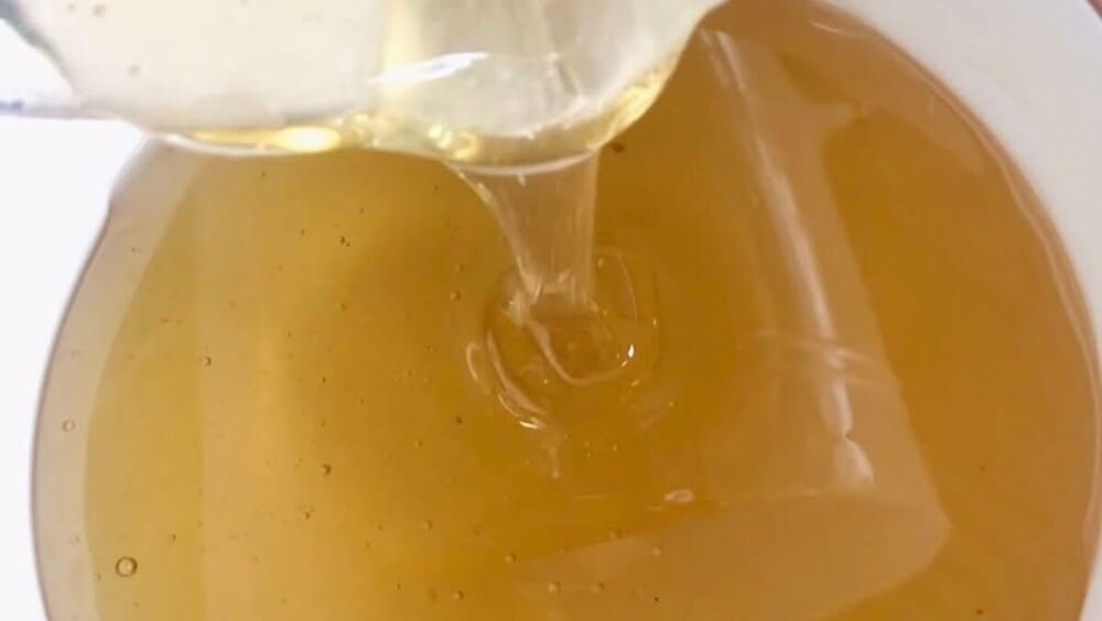 Mật ong hoa vải có màu gì? 3 cách nhận biết chính xác nhất! 10 Hình ảnh mật ong hoa vải Bác Ninh