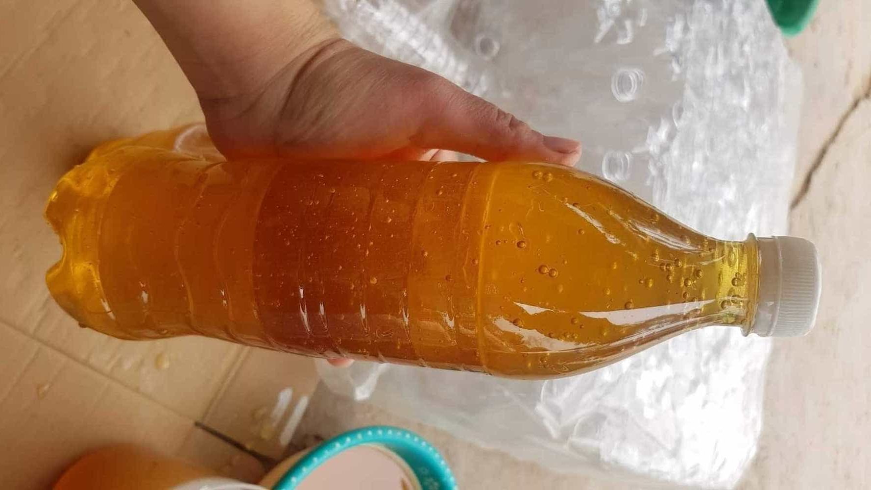 Mật ong hoa vải có màu gì? 3 cách nhận biết chính xác nhất! 18 Lưu ý khi xem màu màu mật ong hoa vải trên mạng