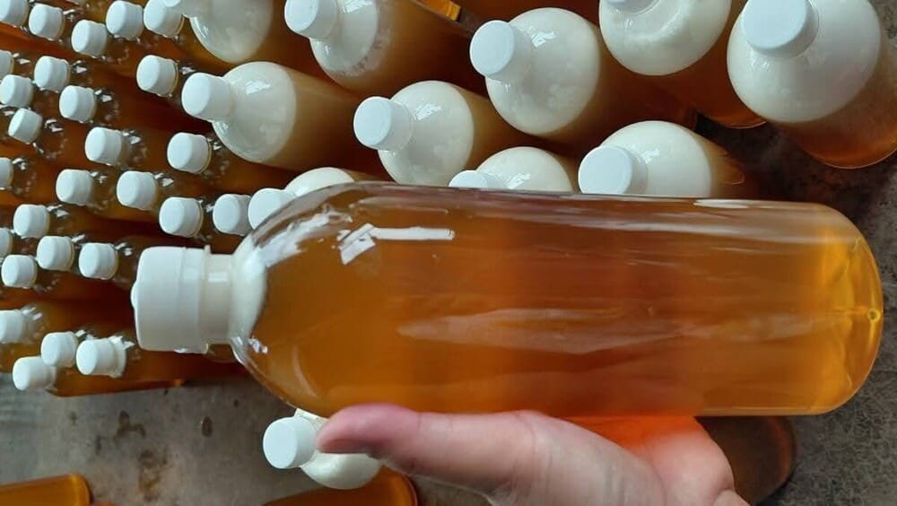 Mật ong hoa vải có màu gì? 3 cách nhận biết chính xác nhất! 3 Mật ong hoa vải có màu gì?