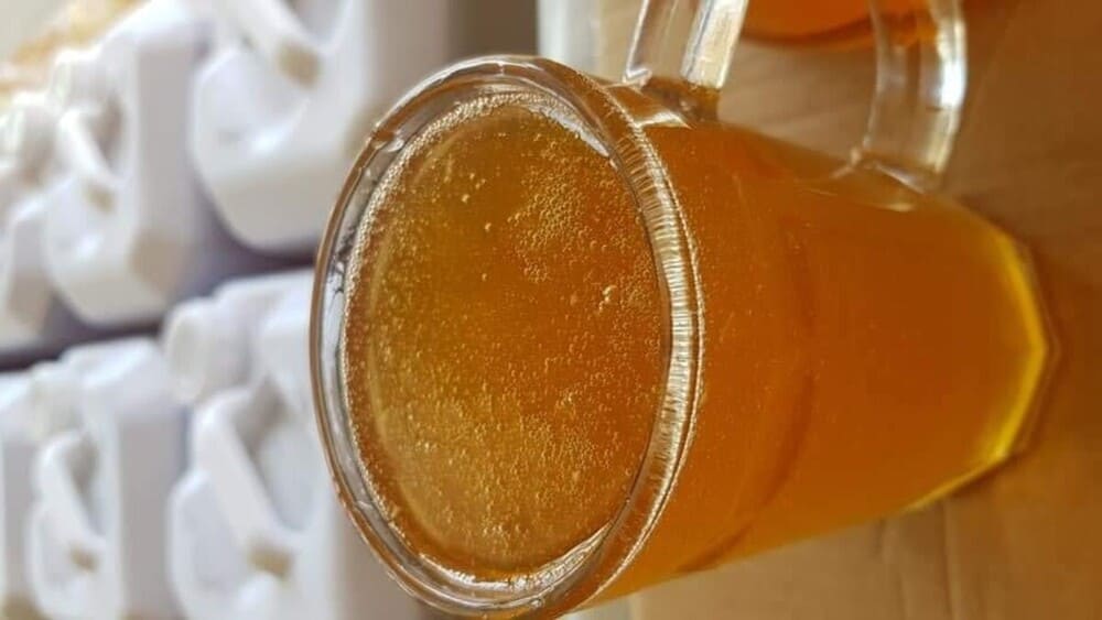 Mật ong hoa vải có màu gì? 3 cách nhận biết chính xác nhất! 9 Mật ong vải Lục Ngạn có màu gì?